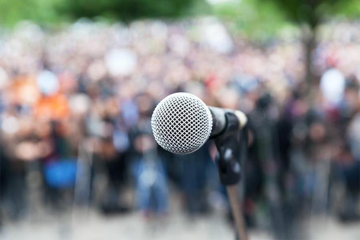 Microphone